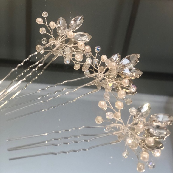 TOKKIHandmade  Pearl, Bead & Crystal Bridal Hair Pins- Silver - Set of 3 - Picture 4 of 6